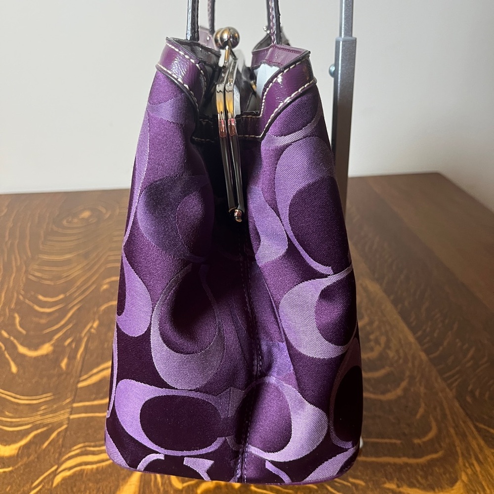 Coach Dark Purple Signature C Kiss Lock Shoulder Bag - Picture 5 of 14